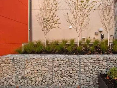 公路護(hù)欄網(wǎng),框架護(hù)欄網(wǎng),刀片刺繩護(hù)欄,防眩網(wǎng),鋼板網(wǎng)護(hù)欄,黃金護(hù)欄 鋼格板的長(zhǎng)處